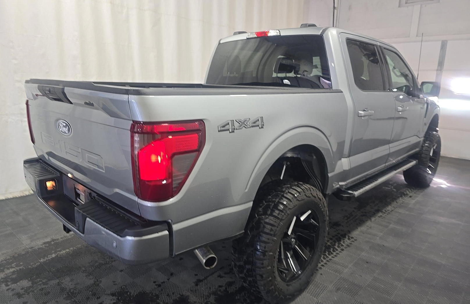 Used 2025 Ford F150 XLT w/ Equipment Group 301A Standard AWD/4WD image 4