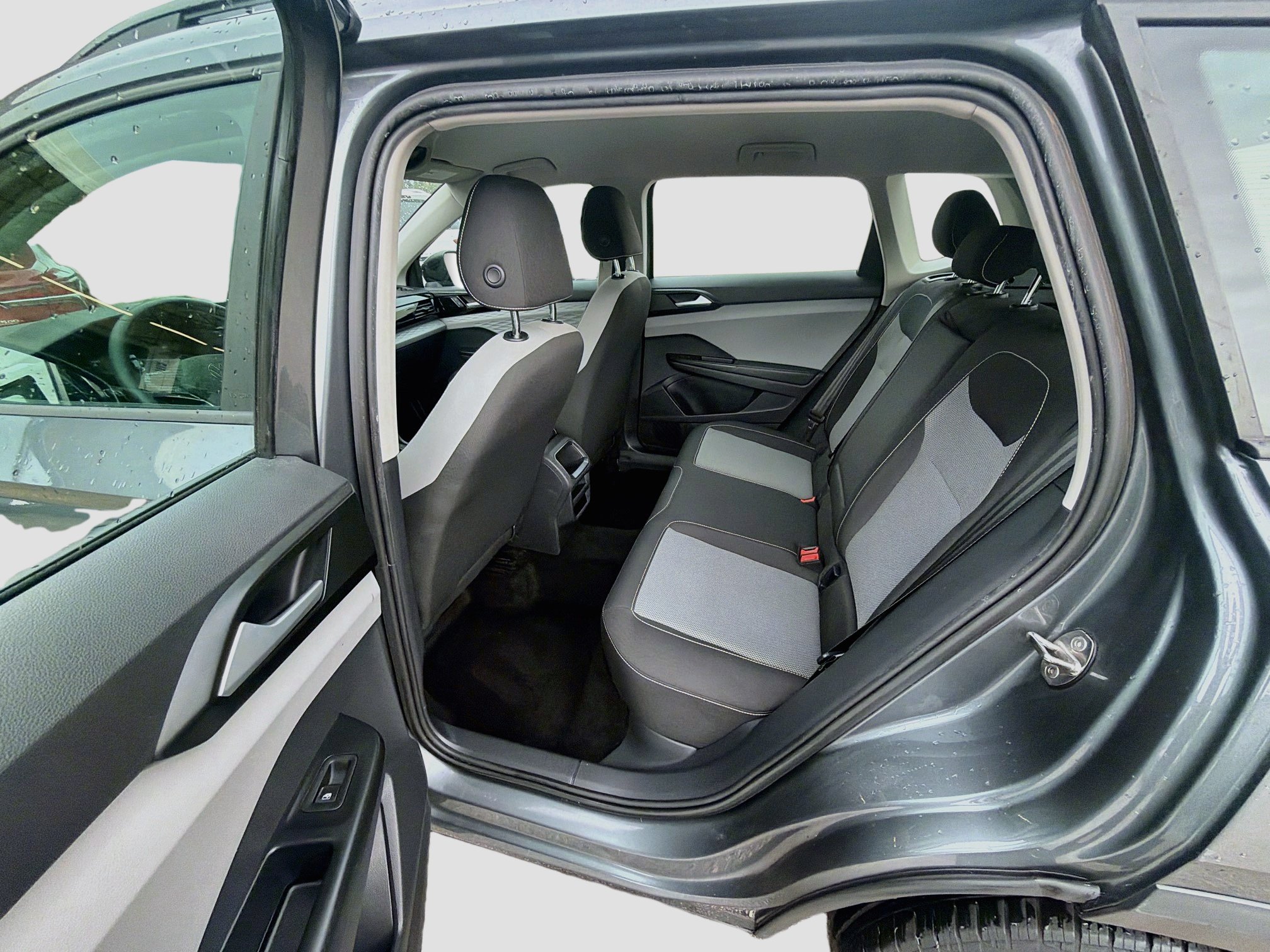 Used 2022 Volkswagen Taos S FWD image 22