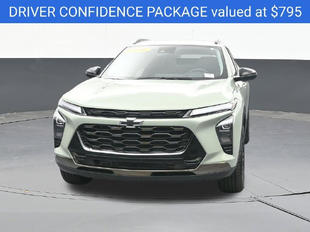 Used 2026 Chevrolet Trax ACTIV w/ Driver Confidence Package FWD image 2