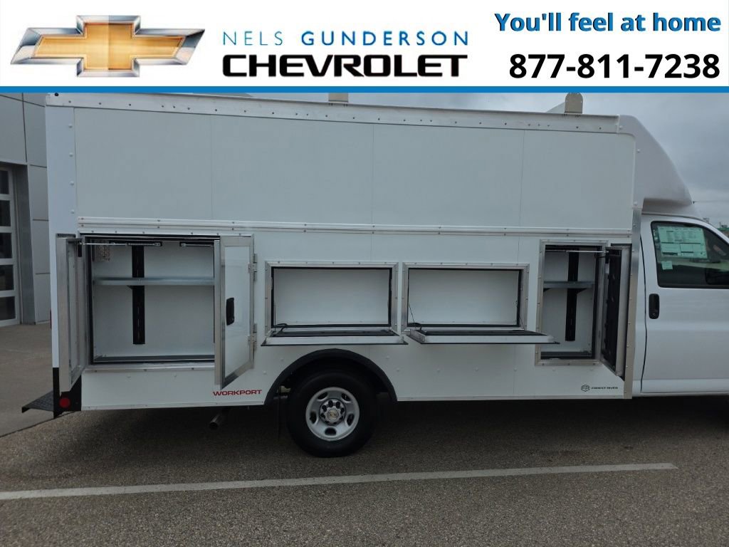 New 2025 Chevrolet Express 3500 w/ Power Convenience Package RWD image 8