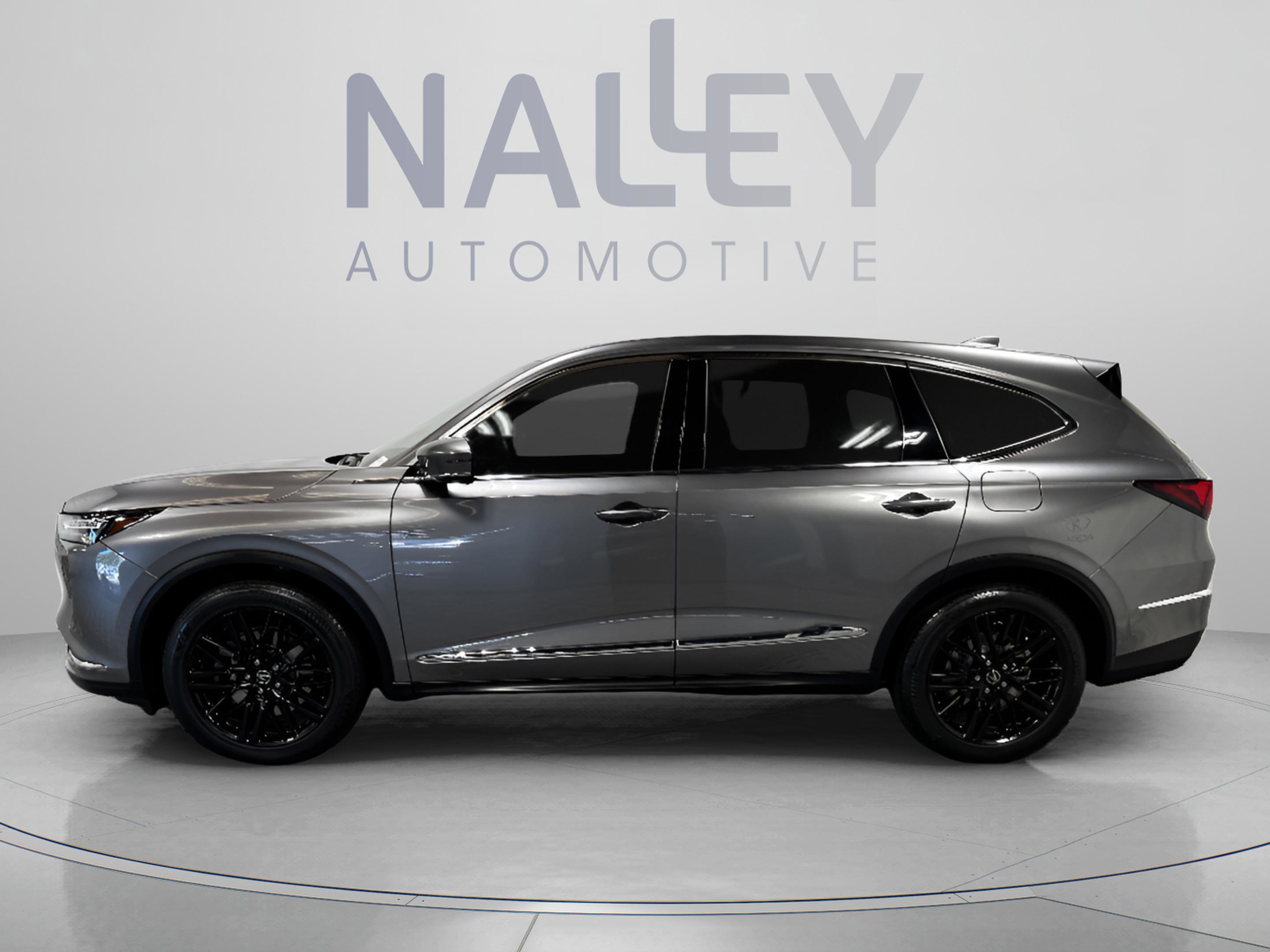 Certified 2023 Acura MDX FWD w/ Technology Package image 2