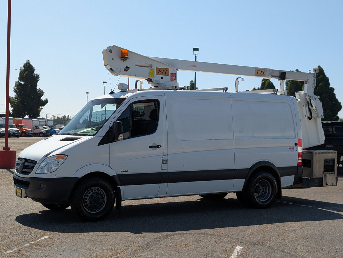 Used 2013 Mercedes-Benz Sprinter 3500 w/ High Idle Fixed Pkg image 2