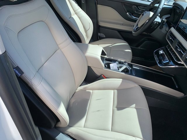 New 2026 Lincoln Corsair Premiere AWD/4WD image 11