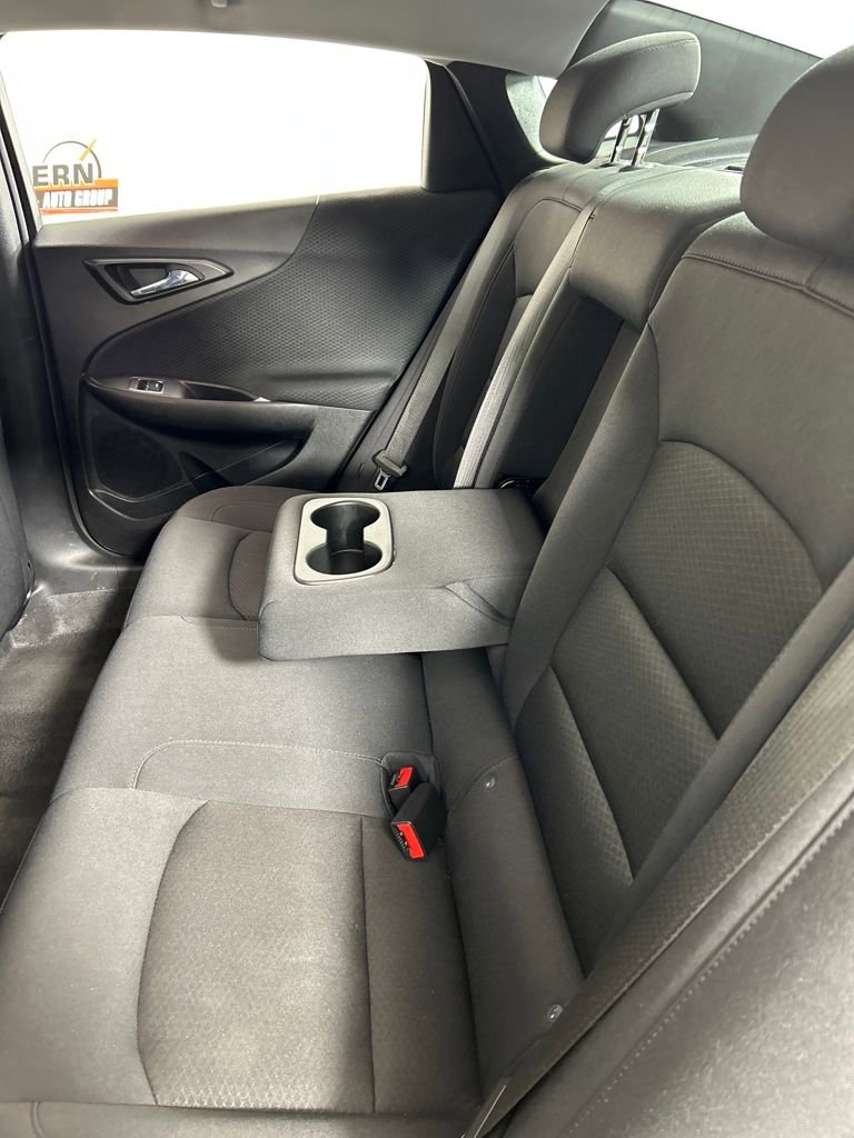 Used 2025 Chevrolet Malibu LT image 17
