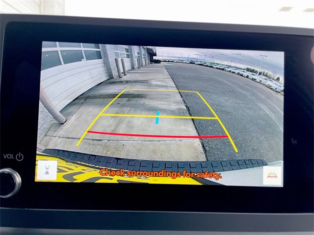 Used 2025 Toyota 4Runner SR5 image 17