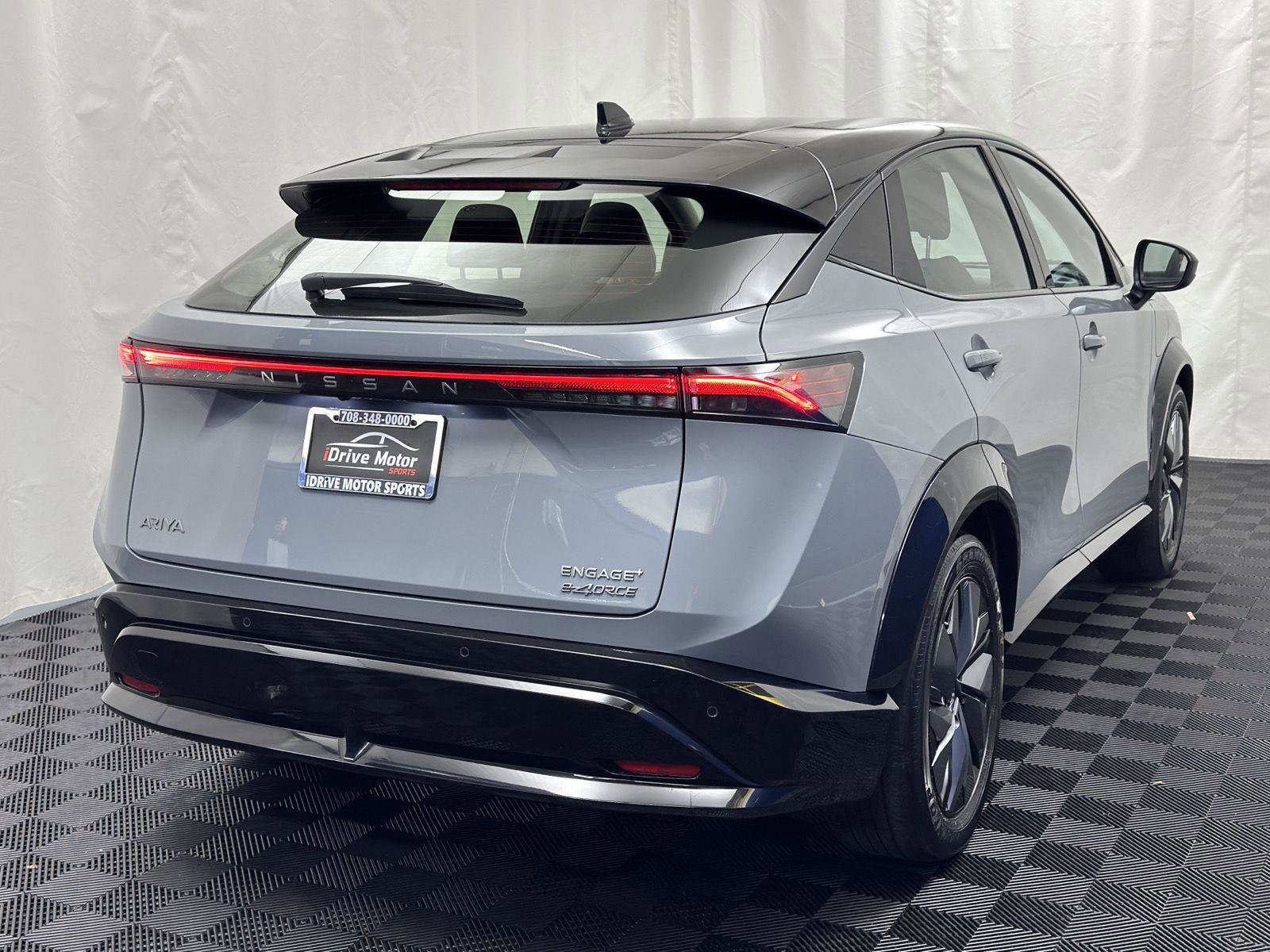 Used 2024 Nissan Ariya AWD image 11