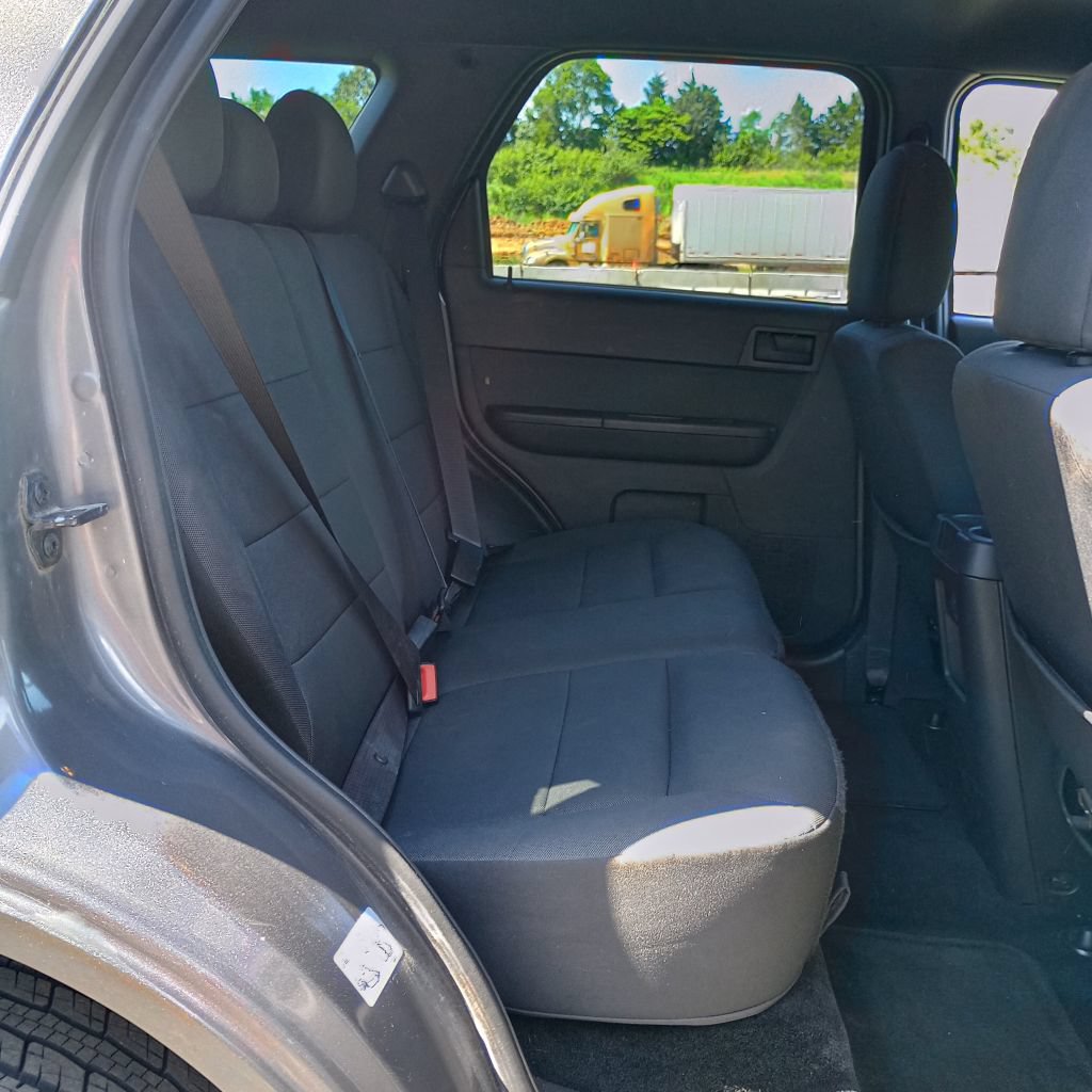 Used 2012 Ford Escape XLT AWD/4WD image 19