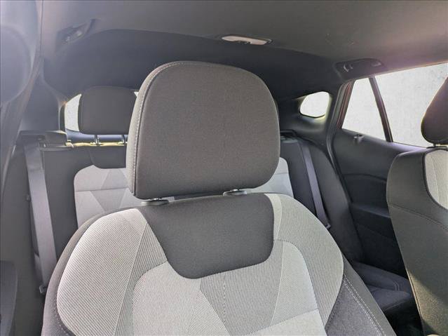 Used 2024 Chevrolet Trax RS w/ Sunroof Package FWD image 15