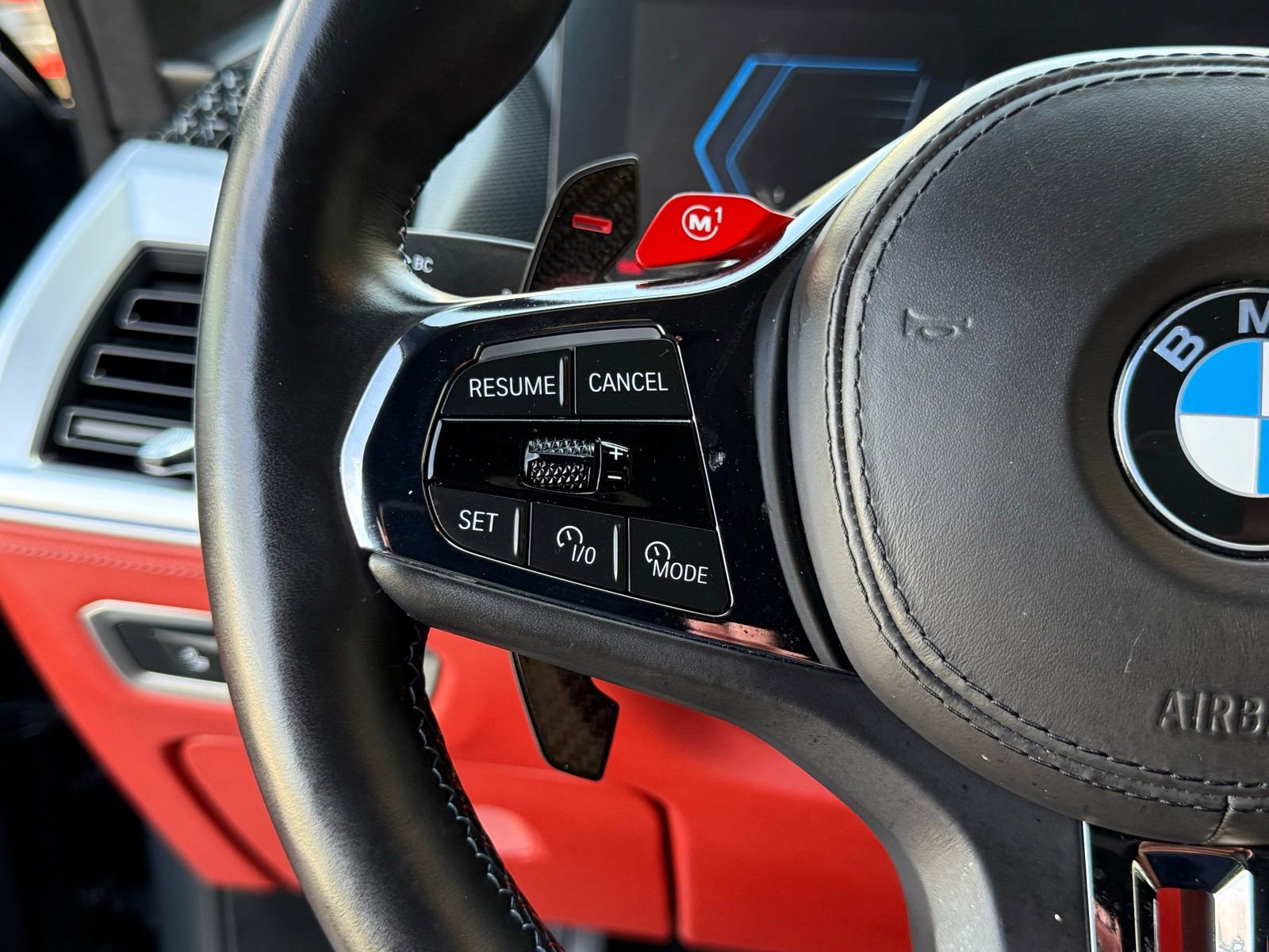 Used 2025 BMW XM Base image 24