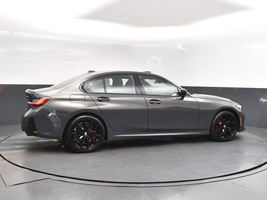 New 2026 BMW 330i Sedan w/ M Sport Package image 8