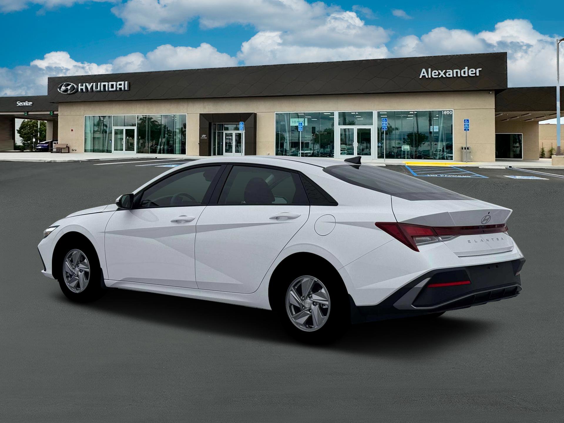 New 2026 Hyundai Elantra SE image 4