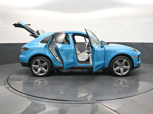 Certified 2019 Porsche Macan S AWD/4WD image 32