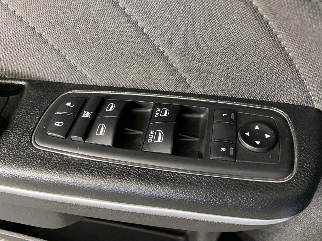 Used 2019 Dodge Charger Scat Pack w/ Navigation & Travel Group image 30