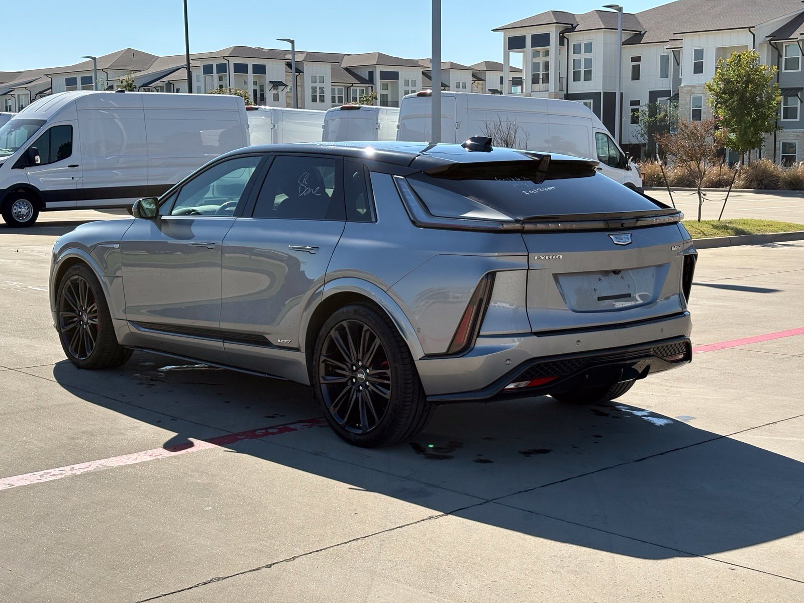 Used 2026 Cadillac Lyriq V w/ Exterior Carbon Fiber Package AWD/4WD image 5