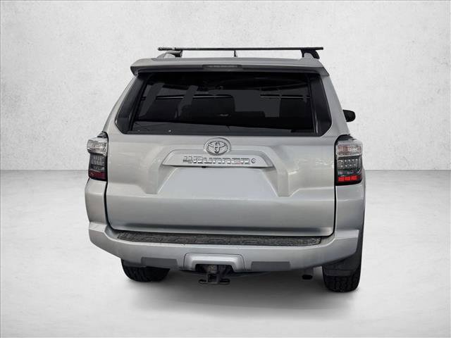 Used 2016 Toyota 4Runner SR5 image 3