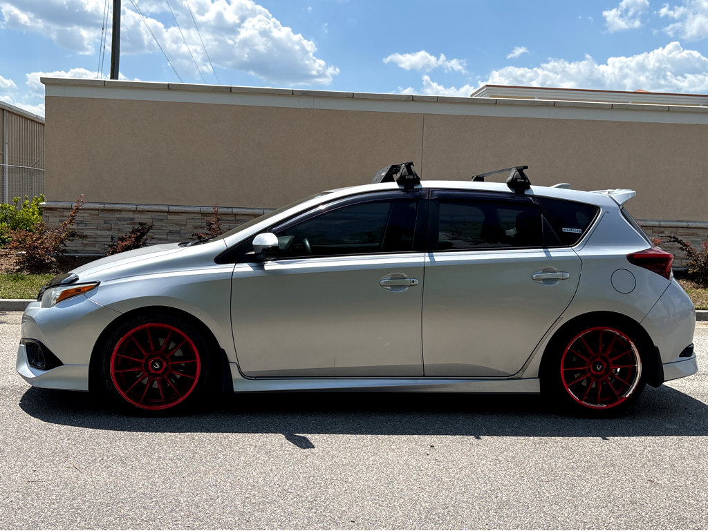 Used 2017 Toyota Corolla iM FWD image 21