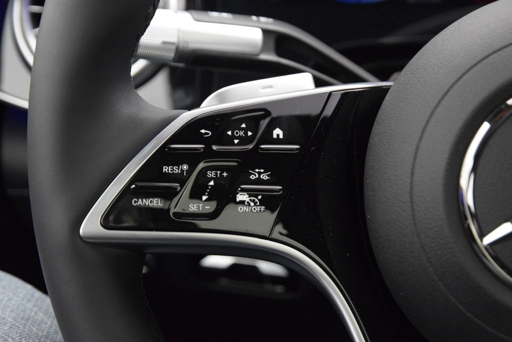 New 2026 Mercedes-Benz EQS 580 4MATIC Sedan image 23
