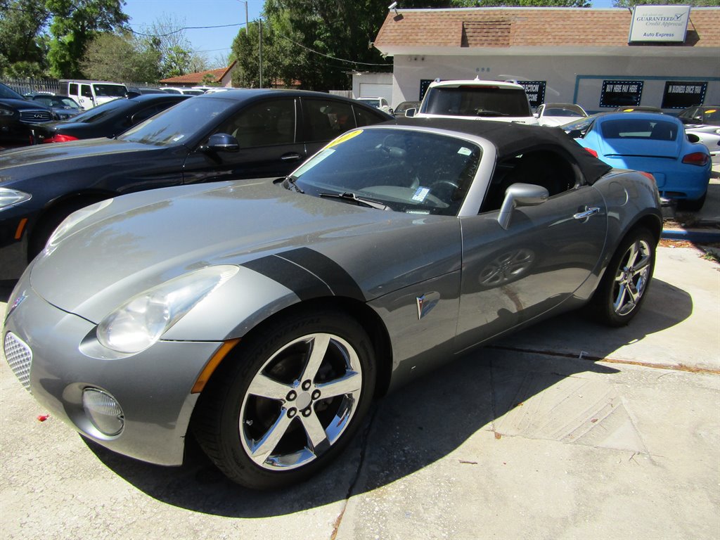 Used 2007 Pontiac Solstice Convertible w/ Premium Package