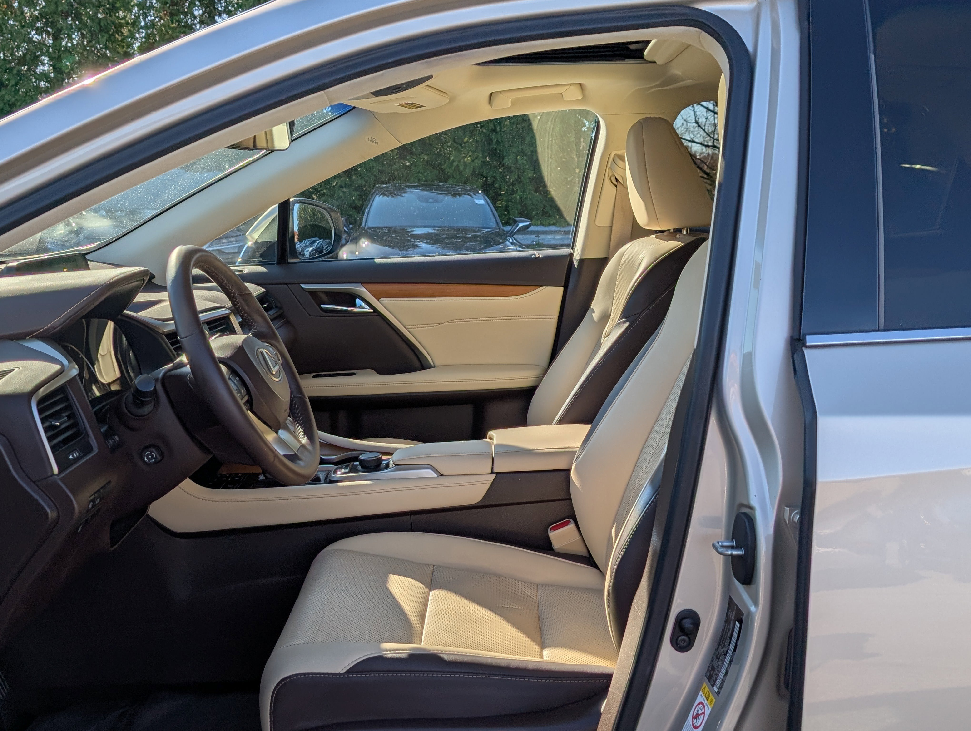 Used 2017 Lexus RX 350 AWD image 16