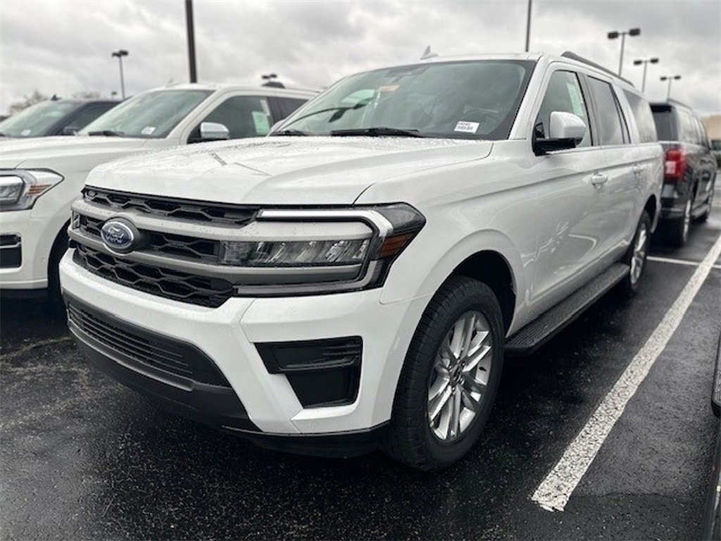 Used 2024 Ford Expedition Max Platinum image 1