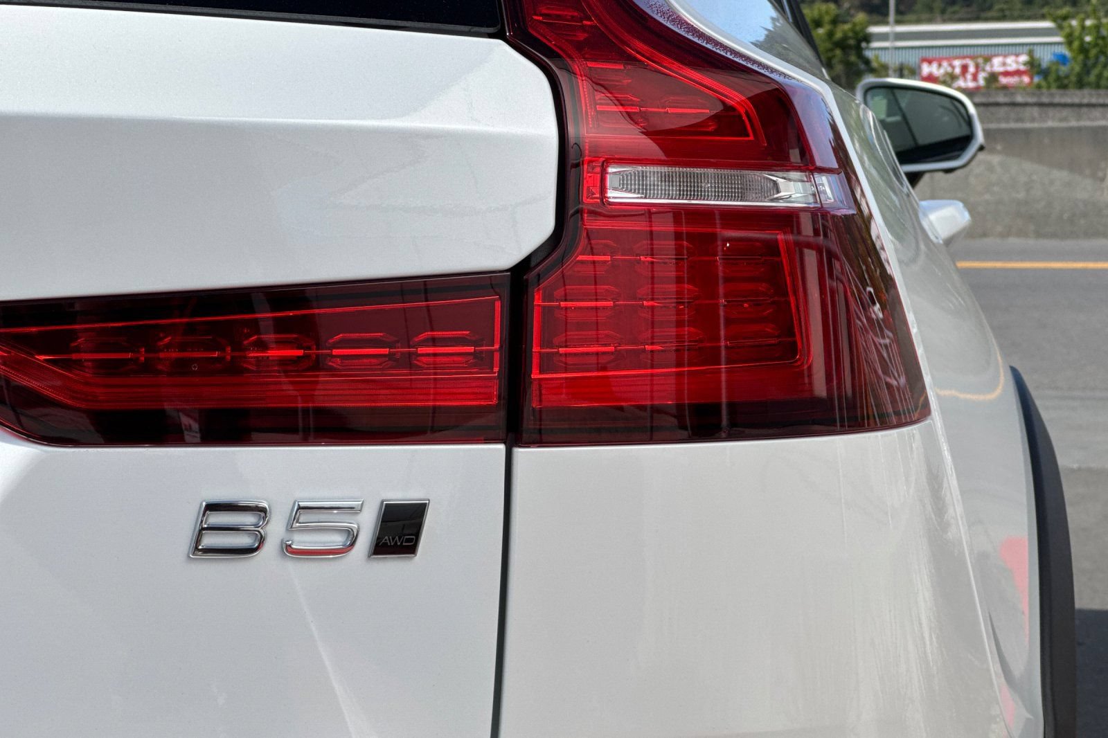 New 2026 Volvo V60 B5 Cross Country Plus w/ Protection Package Premier AWD/4WD image 12