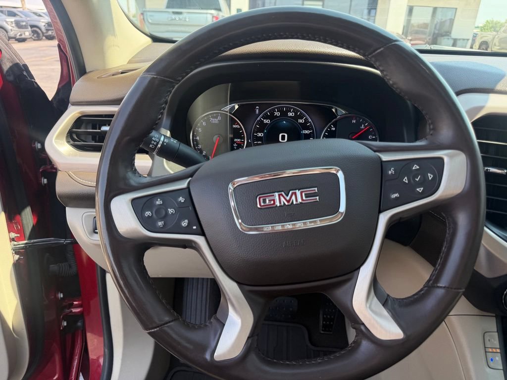 Used 2019 GMC Acadia Denali w/ Technology Package FWD image 30