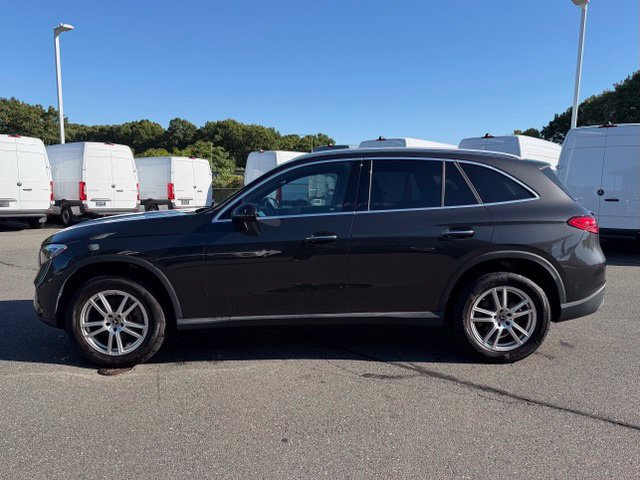 Used 2023 Mercedes-Benz GLC 300 4MATIC image 4