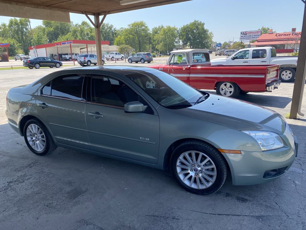 Used 2008 Mercury Milan Premier image 3