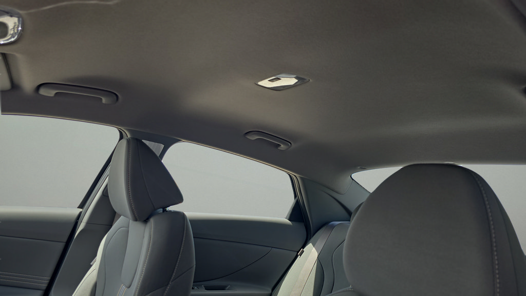 New 2026 Hyundai Elantra Sport FWD image 14