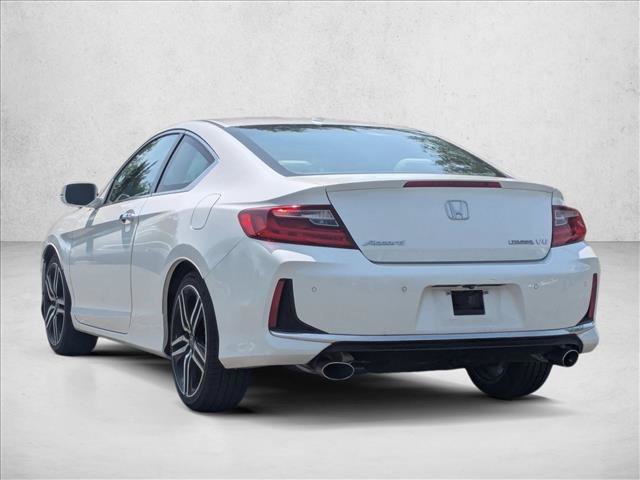 Used 2017 Honda Accord Touring image 7