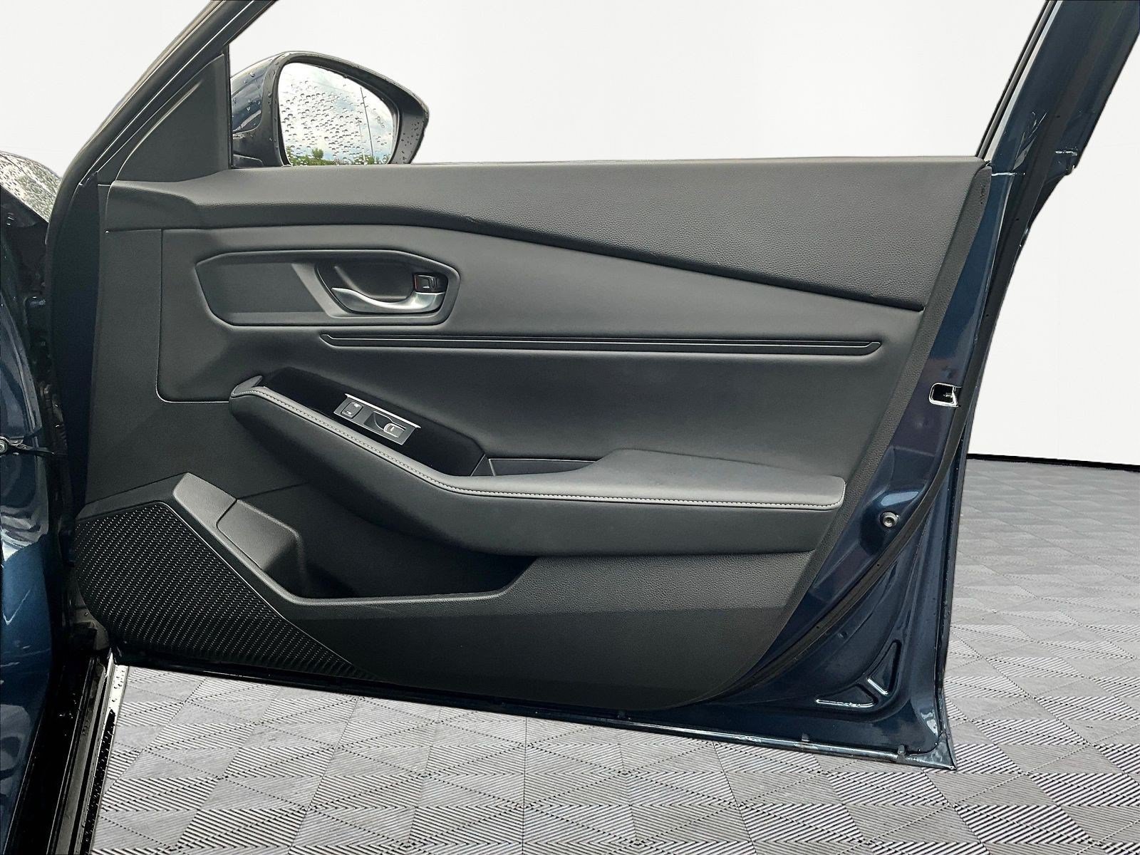 Used 2025 Honda Accord Touring image 28