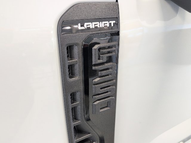New 2026 Ford F350 Lariat w/ Black Appearance Package AWD/4WD image 8