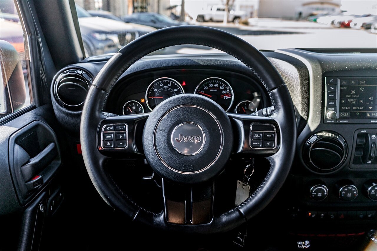 Used 2017 Jeep Wrangler Unlimited Rubicon image 19