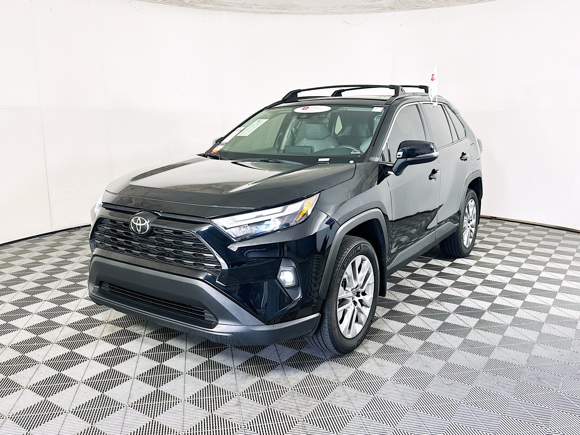 Certified 2025 Toyota RAV4 XLE Premium FWD image 7