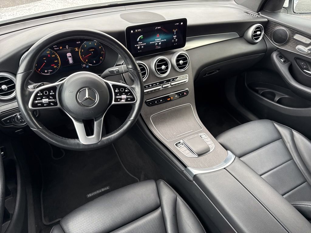 Used 2022 Mercedes-Benz GLC 300 4MATIC w/ Multimedia Package Lite image 17