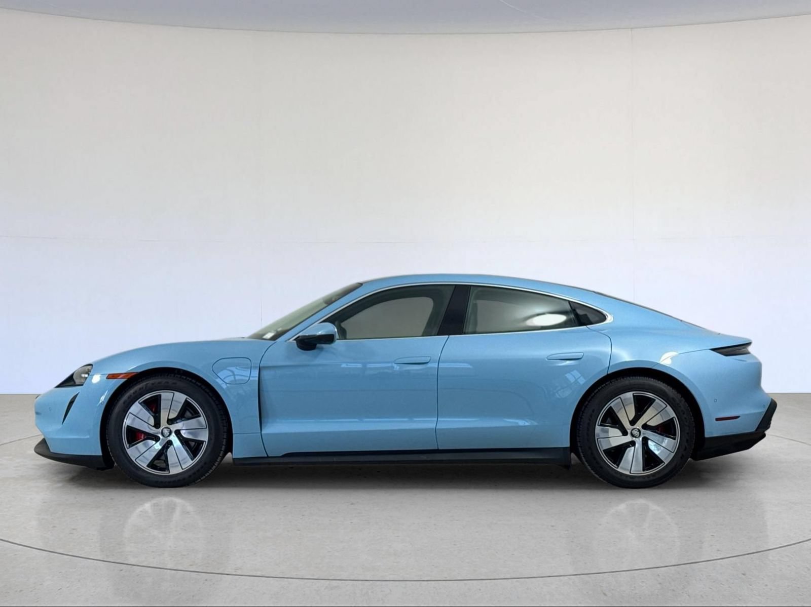 Certified 2024 Porsche Taycan 4S w/ Premium Package AWD/4WD image 2