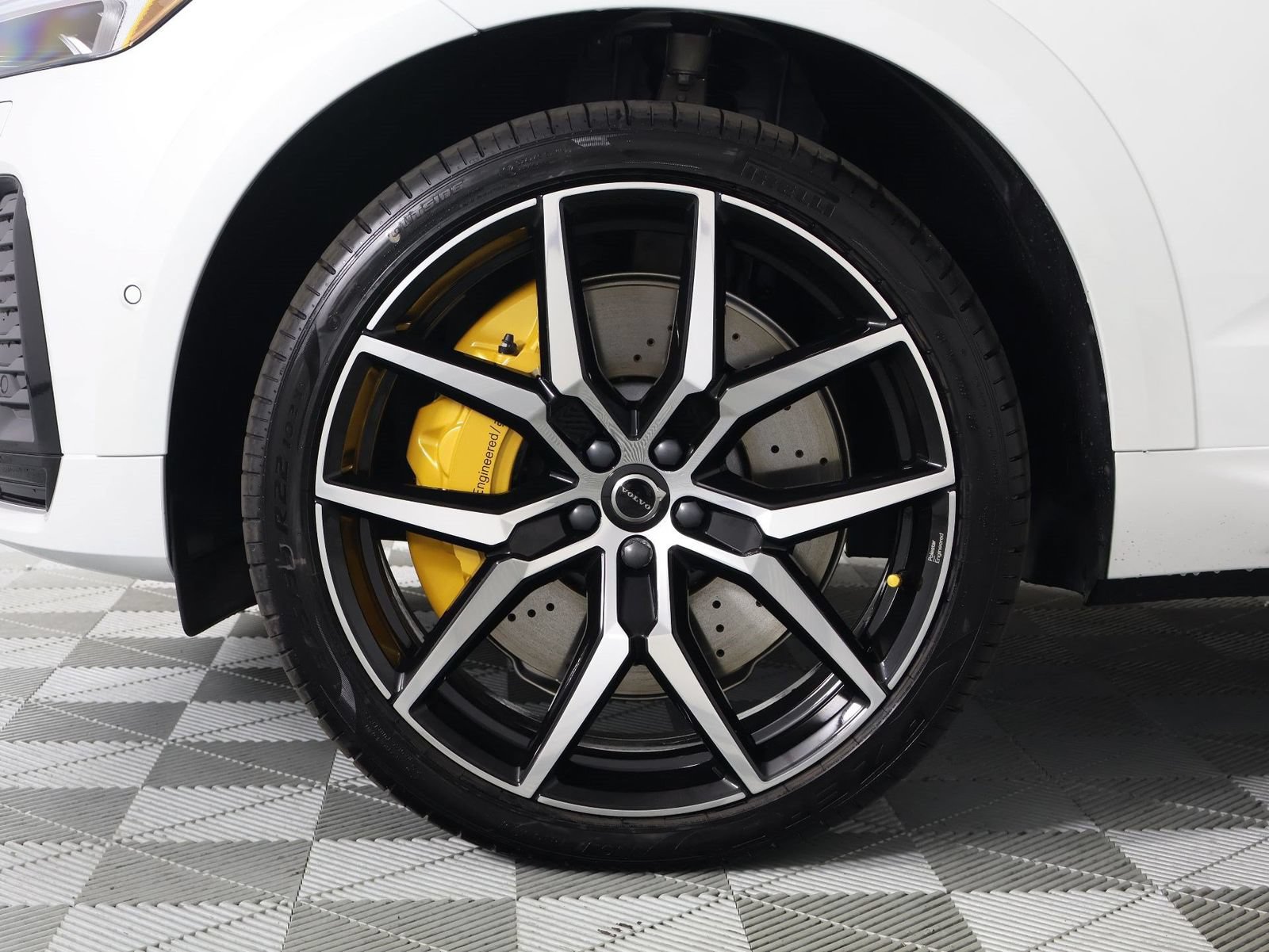 New 2026 Volvo XC60 T8 Polestar w/ Protection Package Premier AWD/4WD image 13