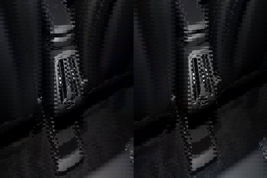 Used 2025 BMW X1 xDrive28i w/ Technology Package image 36