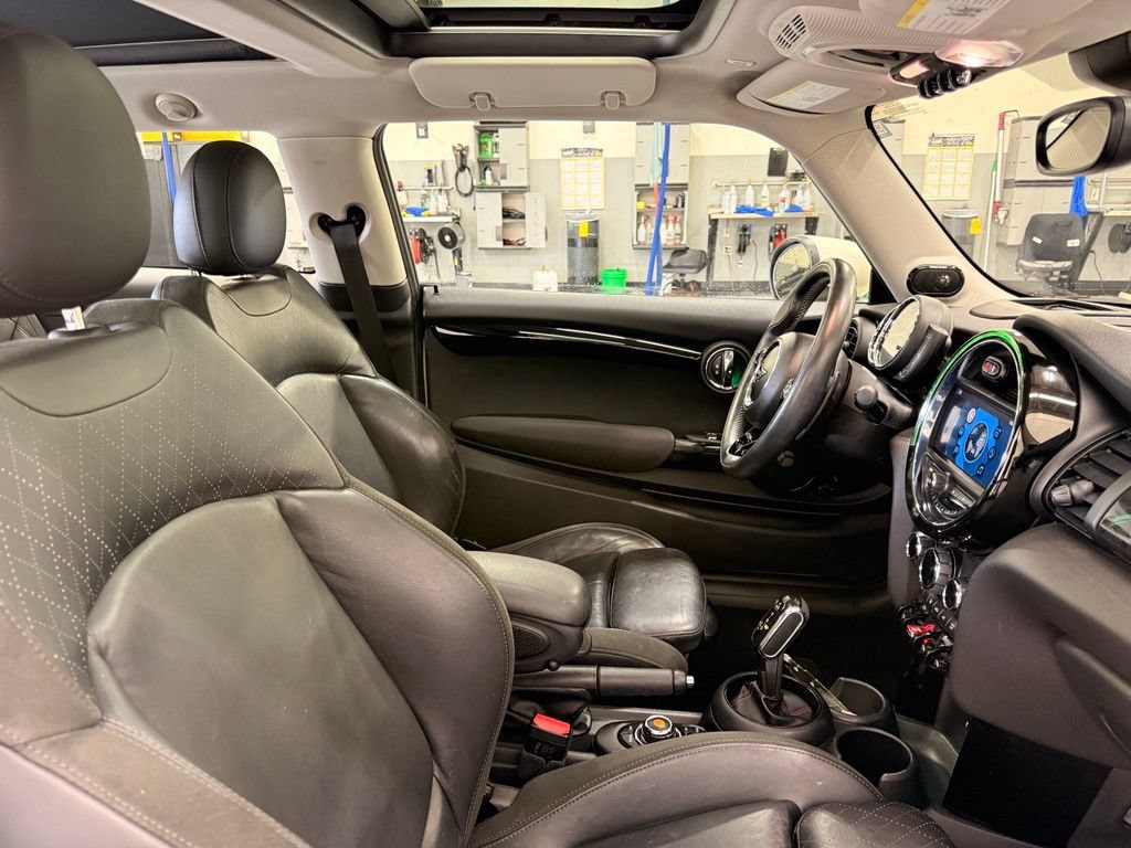Used 2020 MINI Cooper S FWD image 25