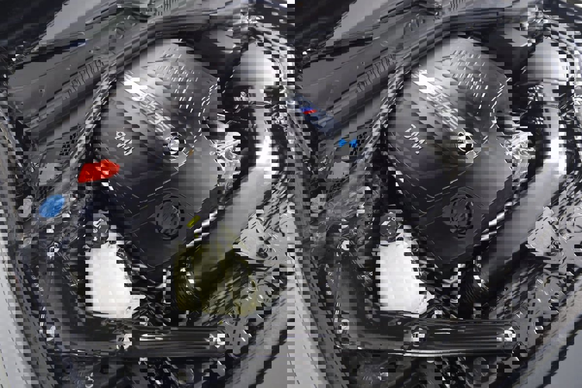 Used 2018 BMW M2 image 43