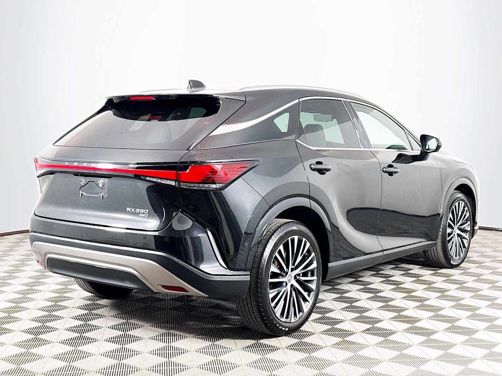 Used 2023 Lexus RX 350 Premium Plus w/ Accessory Package AWD/4WD image 5