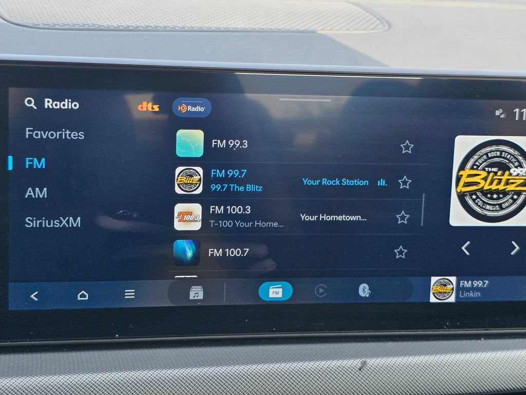Used 2025 Hyundai Sonata SE FWD image 24