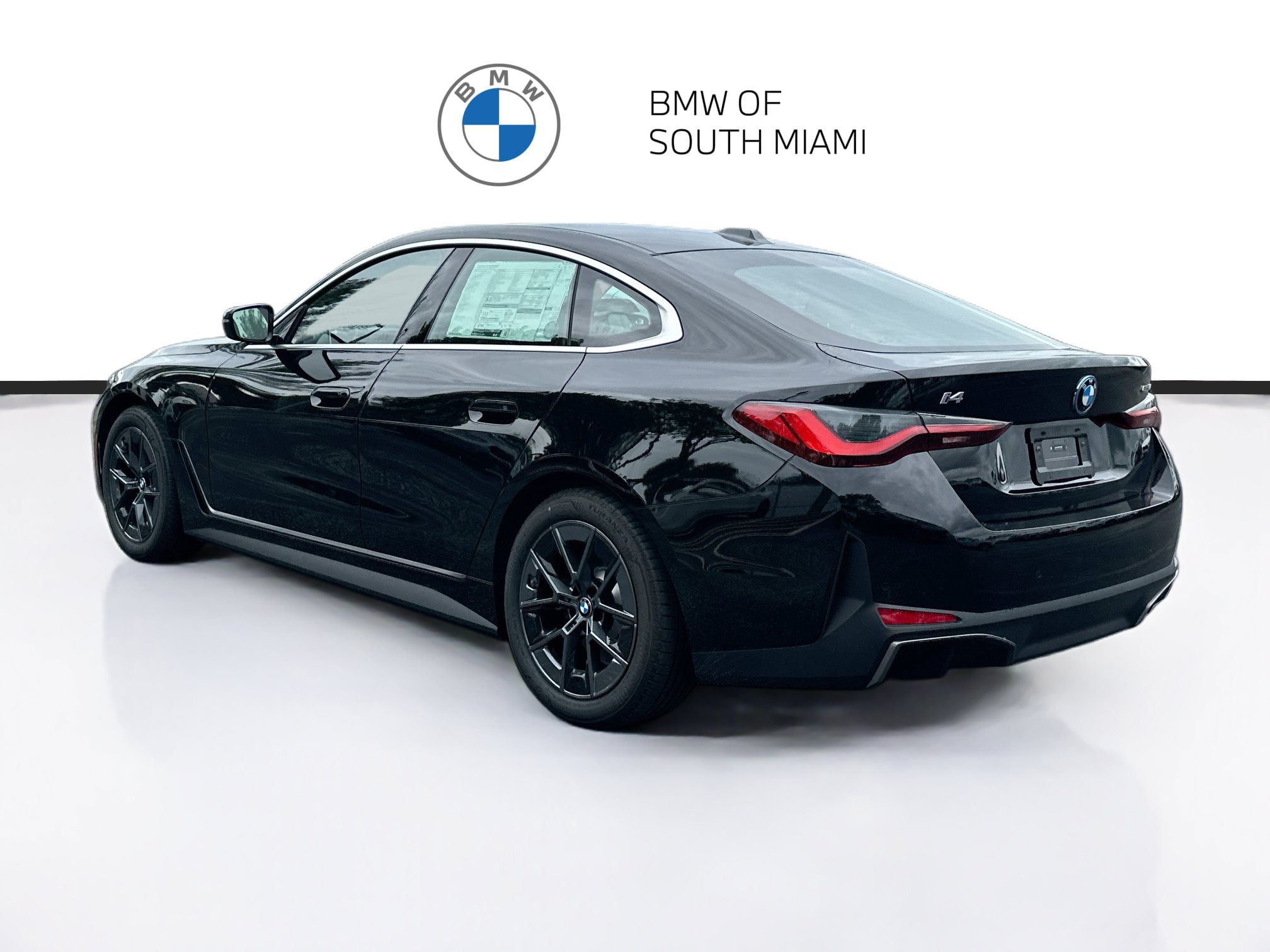 Used 2025 BMW i4 eDrive40 RWD image 4