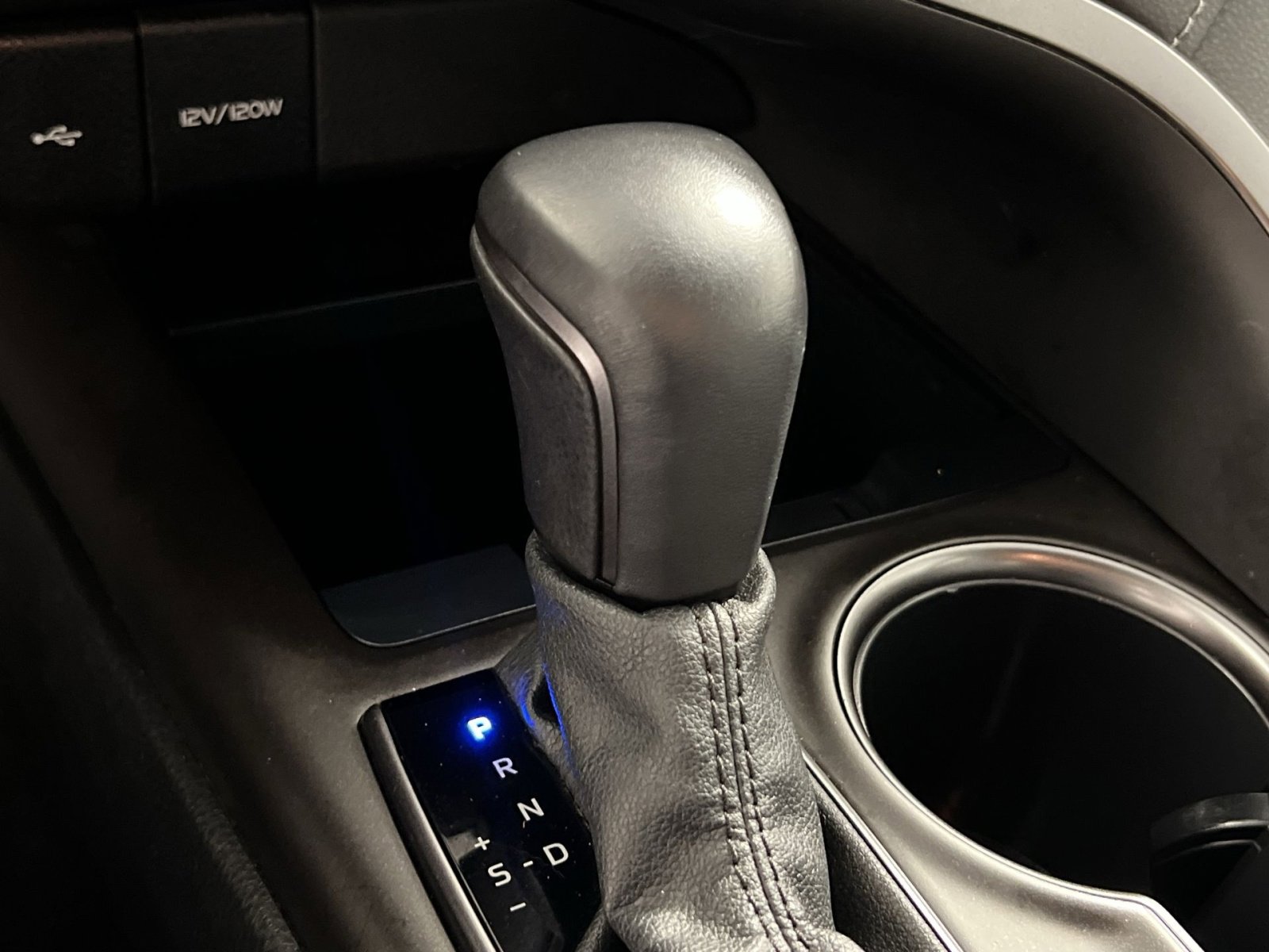 Used 2022 Toyota Camry SE image 22