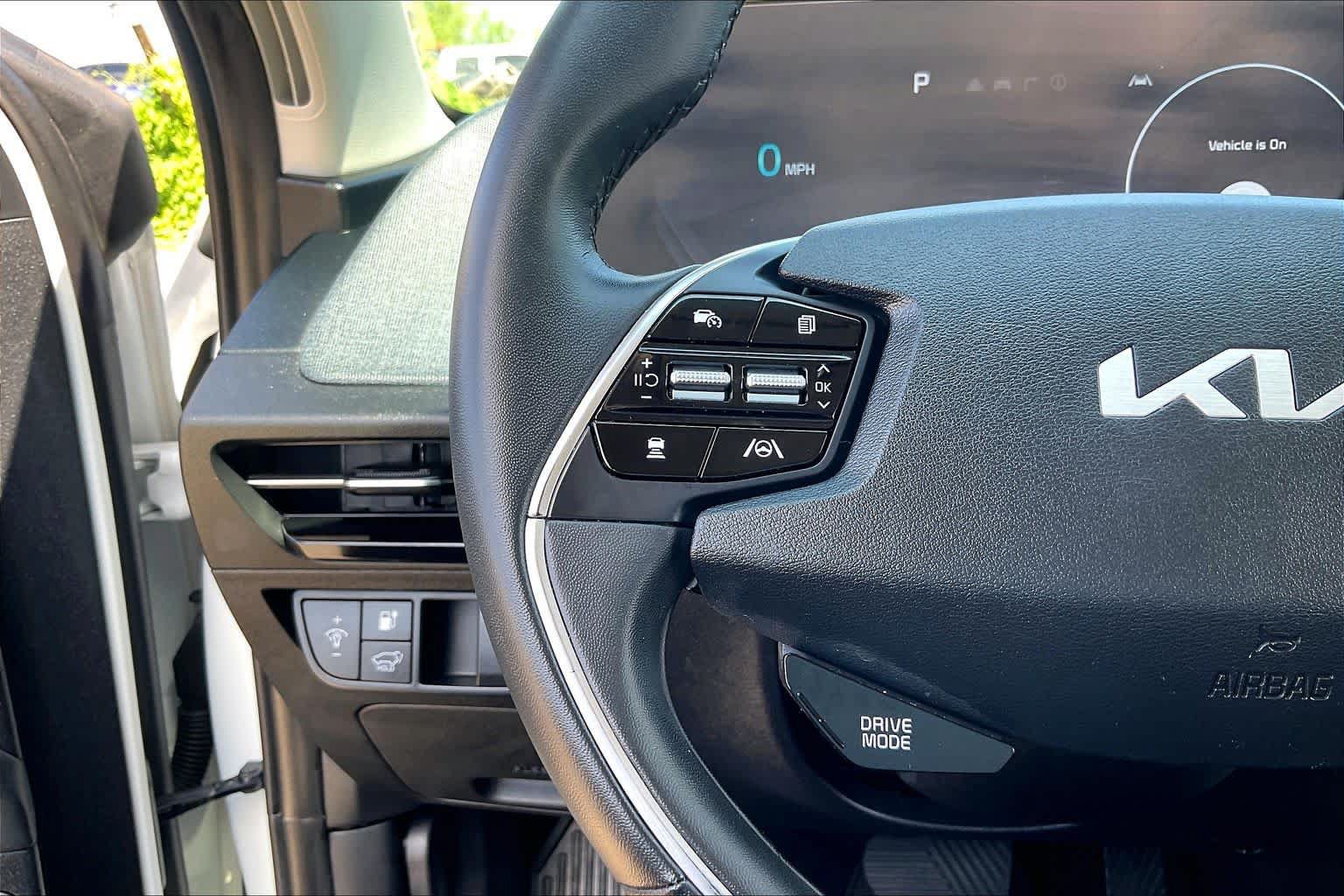 Used 2022 Kia EV6 Wind RWD image 21