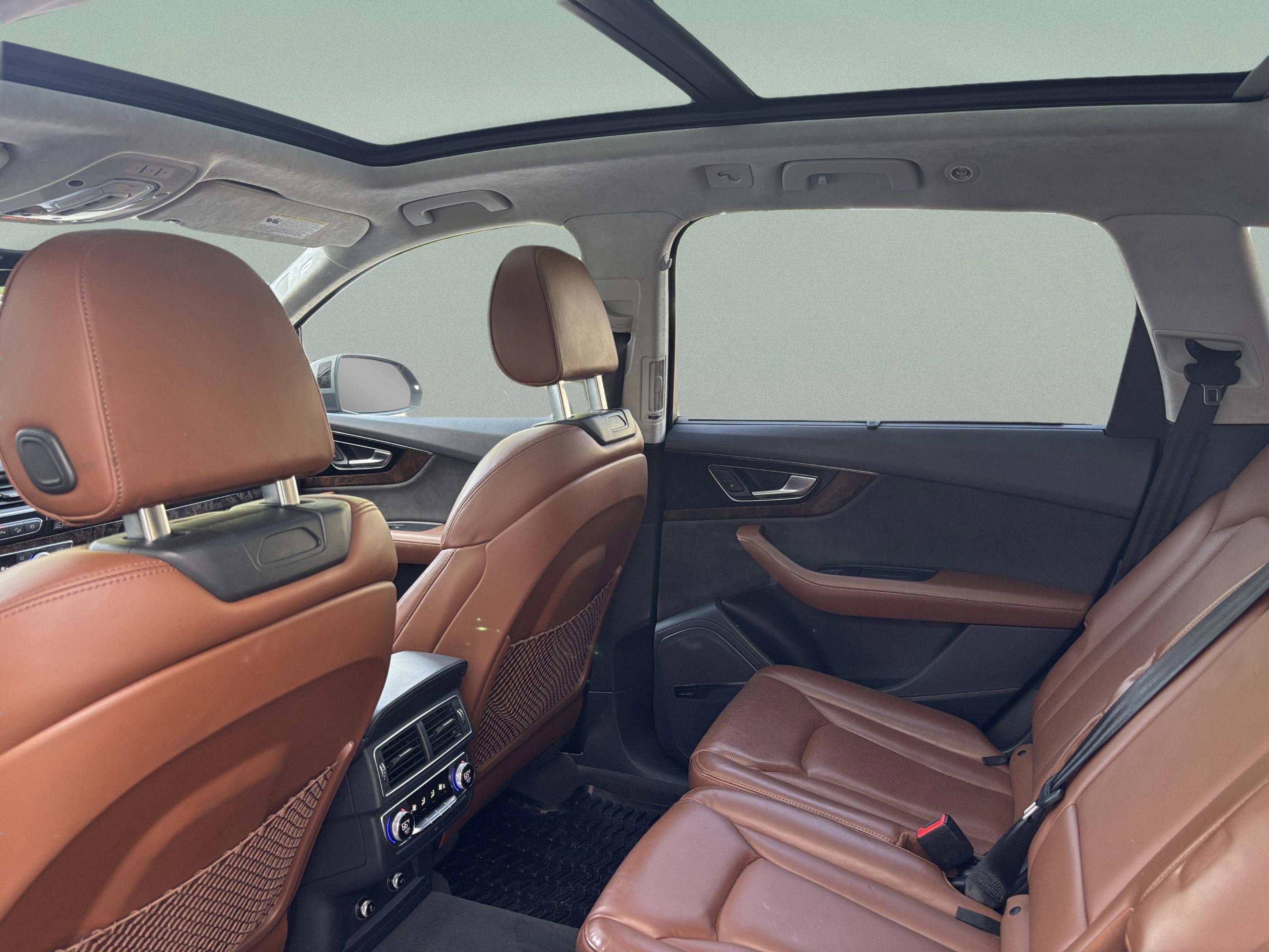 Used 2018 Audi Q7 3.0T Prestige AWD/4WD image 29