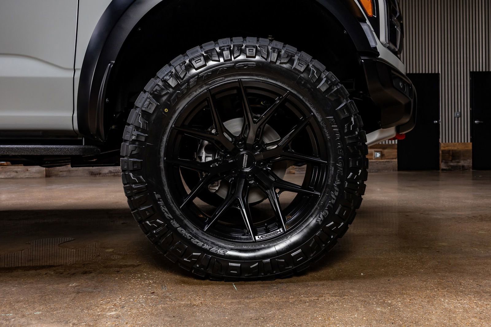 Used 2026 Ford F150 Raptor AWD/4WD image 12