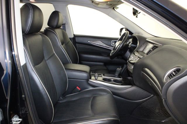 Used 2020 INFINITI QX60 Luxe w/ Essential Package image 18