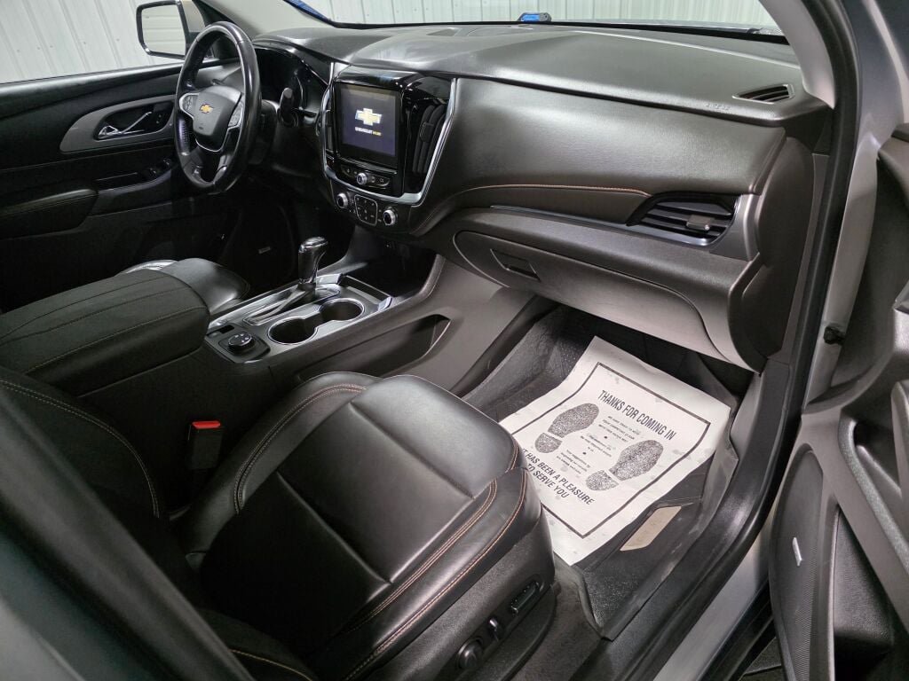 Used 2018 Chevrolet Traverse LT AWD/4WD image 7
