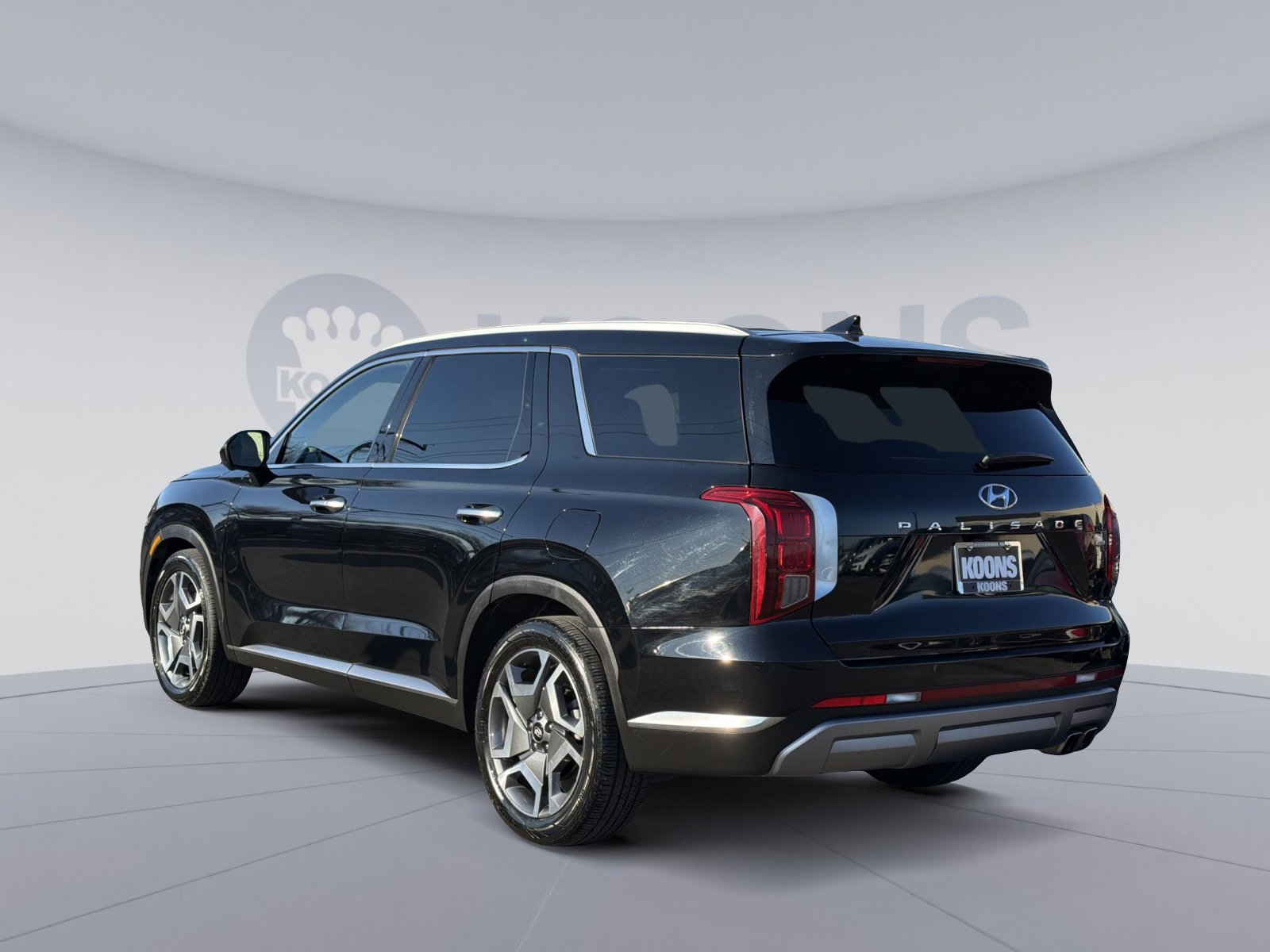 Used 2024 Hyundai Palisade Limited image 4